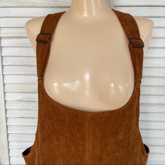COPY - MODCLOTH SOCIABLE SCHOLAR CORDUROY OVERALL JUMPER DRESS - Picture 3 of 8